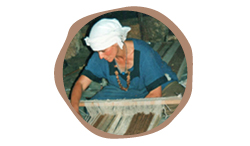 יונית קריסטל